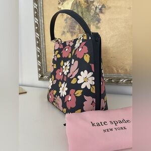 Kate Spade Road Trip Flora